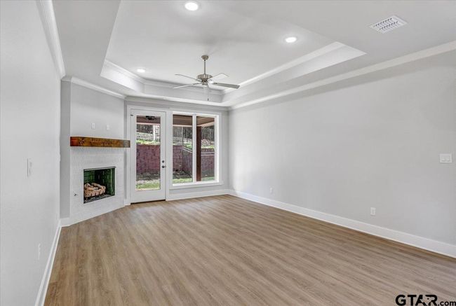9256 Villas Ct, House other with 4 bedrooms, 2 bathrooms and null parking in Tyler TX | Image 9