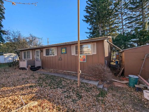 210 Northgate Ave Nw, Waukon, IA, 52172-1050 | Card Image