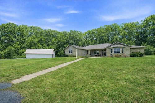 467 N 211 E, Valparaiso, IN, 46383 | Card Image