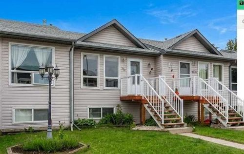 622 3rd St, Strathmore, AB, T1P1S3 | Card Image