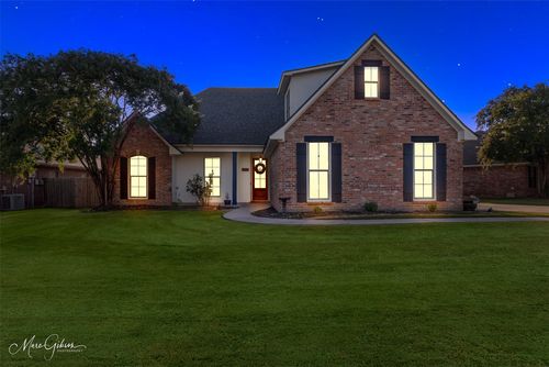 4229 Parkridge Dr, Benton, LA, 71006-9720 | Card Image
