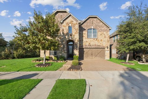 807 Dove Trl, Euless, TX, 76039-2193 | Card Image