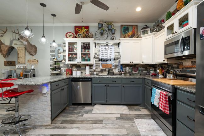 7761 County Road 241, House other with 2 bedrooms, 2 bathrooms and null parking in Clyde TX | Image 7