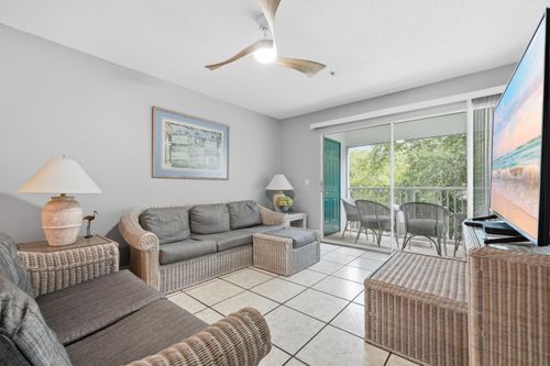 332-4270 Calinda Ln, Niceville, FL, 32578-4557 | Card Image