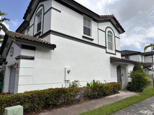 11461-11461 Nw 76th St, Medley, FL, 33178-1369 | Card Image