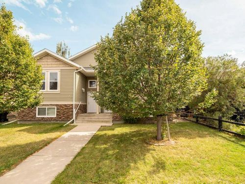 20 Mount Sundance Rd W, Lethbridge, AB, T1J0B6 | Card Image