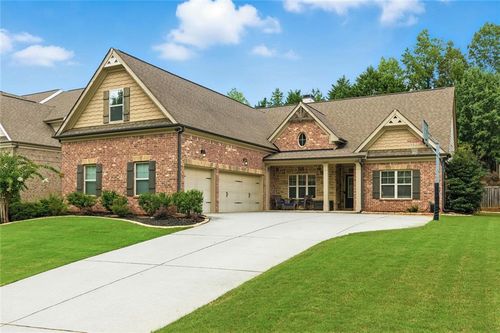 5385 Timber Wild Ln, Buford, GA, 30518-9031 | Card Image