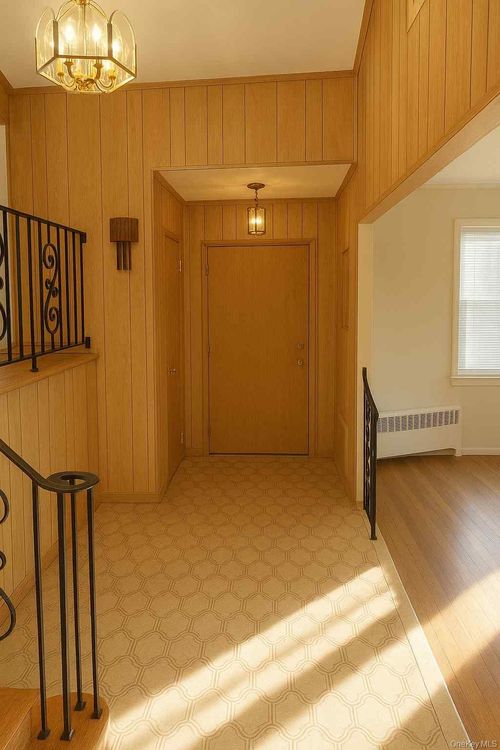 1475 Gaston St, Wantagh, NY, 11793-3054 | Card Image