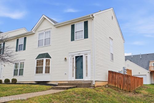 8010 Emerald Green Way, Louisville, KY, 40291 | Card Image