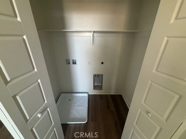 Inside laundry room | Image 38