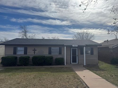 3025 Chestnut St, San Angelo, TX, 76901-2806 | Card Image