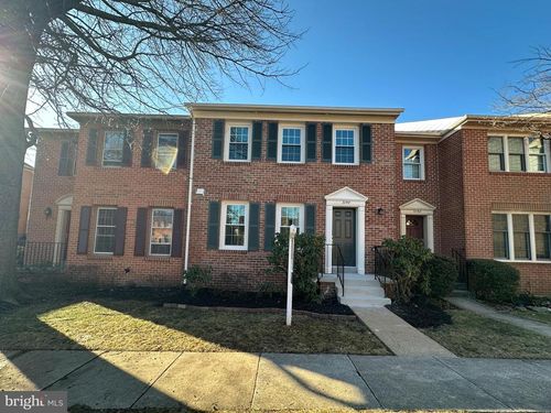 3154 Stratford Ct, OAKTON, VA, 22124-2734 | Card Image