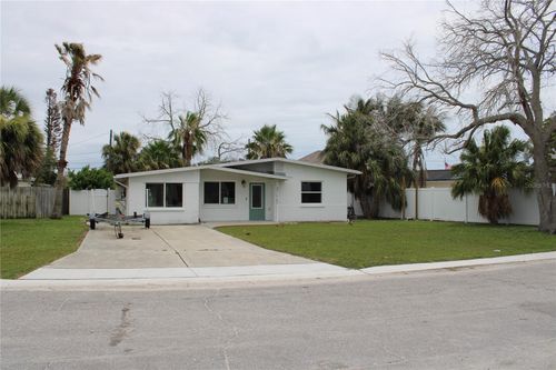 14187 W Parsley Dr, MADEIRA BEACH, FL, 33708-2352 | Card Image