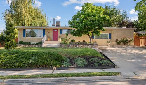 695 E 3950 N, Provo, UT, 84604-4753 | Card Image