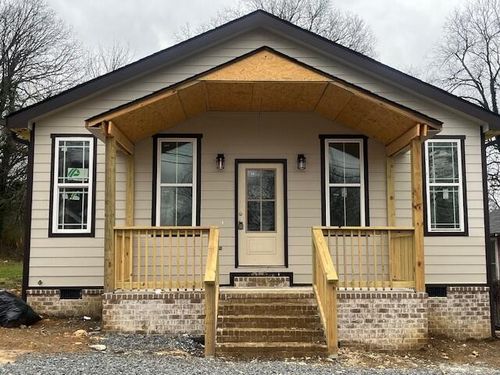 2026 Ruby St, Chattanooga, TN, 37406-4533 | Card Image