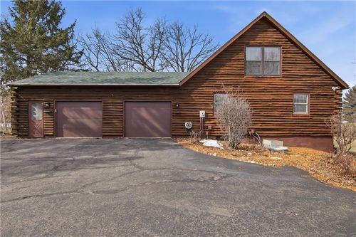 2300 113th St, CHIPPEWA FALLS, WI, 54729-6571 | Card Image