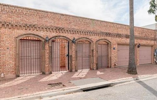 705 Kerry Ln, Mcallen, TX, 78501-1732 | Card Image