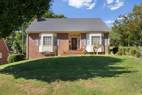 102 W Lawn St, McMinnville, TN, 37110 | Card Image