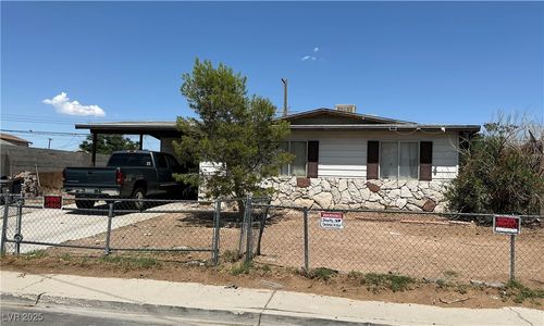 2244 Pariva Street, Las Vegas, NV, 89115 | Card Image