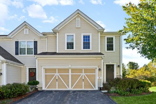 22-22 Kendall Ct, Bedford, MA, 01730-1681 | Card Image