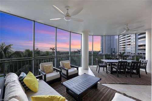 510-13675 Vanderbilt Dr, NAPLES, FL, 34110-6120 | Card Image