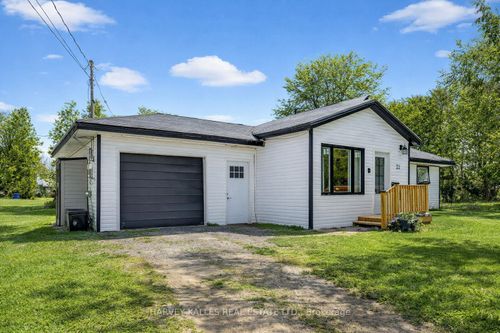 22 Second St, Cannington, ON, L0E1E0 | Card Image