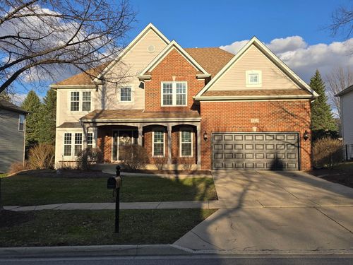 743 Chasewood Dr, South Elgin, IL, 60177-3229 | Card Image
