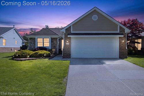 31170 Seneca Ln, Novi, MI, 48377-1526 | Card Image