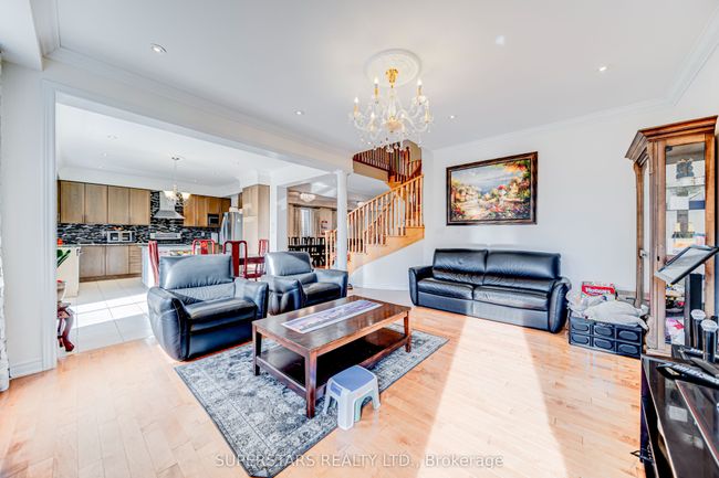 65 Busch Ave, House other with 6 bedrooms, 4 bathrooms and 2 parking in Markham ON | Image 13