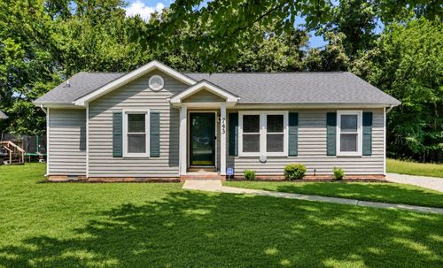 743 Spees Dr, Clarksville, TN, 37042-7160 | Card Image