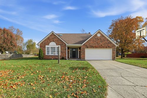 11252 Bayridge Cir E, Indianapolis, IN, 46236-8731 | Card Image