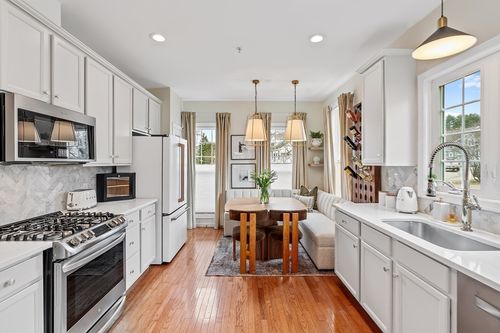 7-7 Allison Way, Natick, MA, 01760-4179 | Card Image