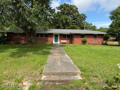 204 Church St, Long Beach, MS, 39560 | Card Image
