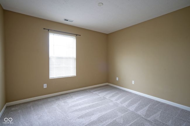 10944 Perry Pear Dr, Condo with 2 bedrooms, 3 bathrooms and null parking in Zionsville IN | Image 28