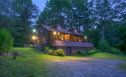 517 River Rd, Dorchester, NH, 03266-6520 | Card Image