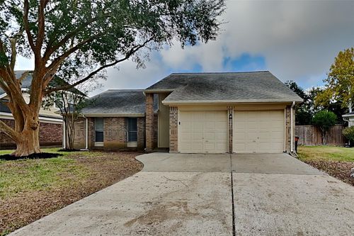 2906 Lotus Ln, Pearland, TX, 77584-4914 | Card Image