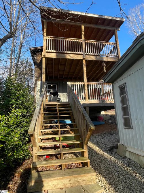 348 N Port Bass Dr, Fair Play, SC, 29643-2039 | Card Image