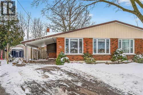 38 Questor Crt, Hamilton, ON, L8W1K2 | Card Image