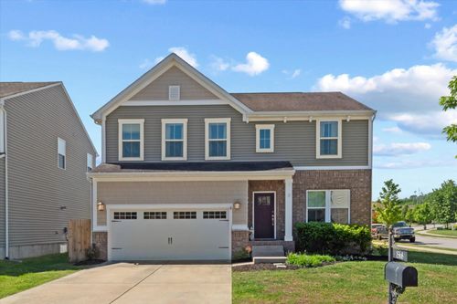 1568 Brockton Ln, Nashville, TN, 37221-2517 | Card Image