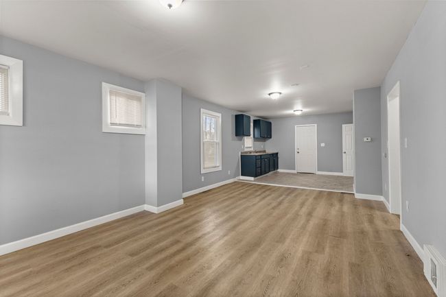 15840 Dexter Ave, House other with 3 bedrooms, 1 bathrooms and null parking in Detroit MI | Image 7