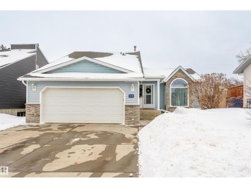 208 20a St, Cold Lake, AB, T9M1G3 | Card Image