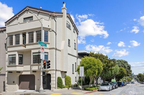 196 25th Ave, San Francisco, CA, 94121-1107 | Card Image