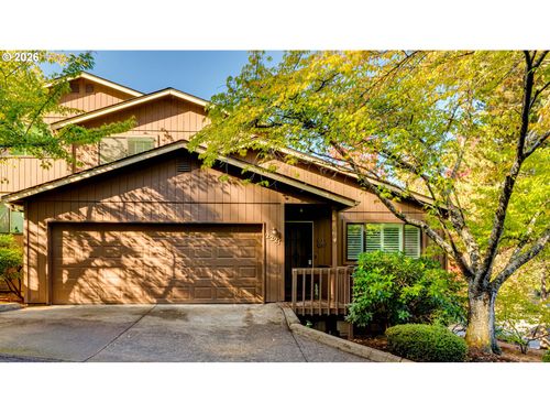 2221 Ridgeway Dr, Eugene, OR, 97401 | Card Image