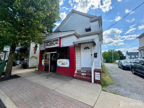 141 Main St, Sayreville, NJ, 08872-1286 | Card Image