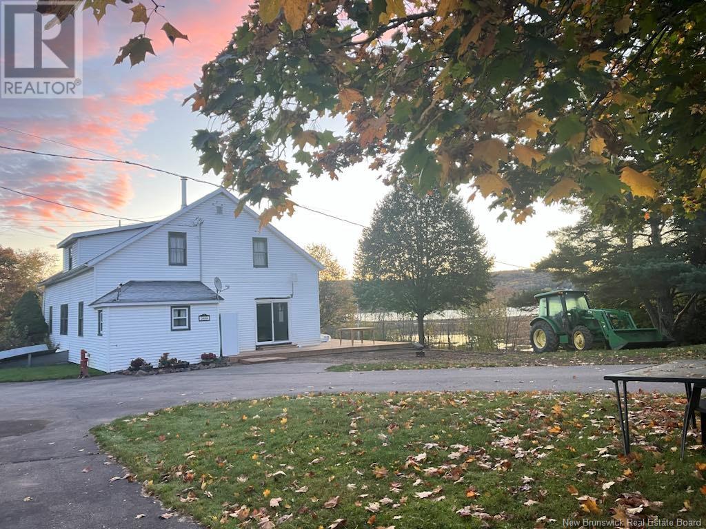 2086 Rte 124, For Sale in Hatfield Point Zoocasa