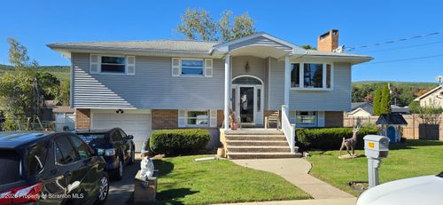 102 Mackie Lane, Taylor, PA, 18517 | Card Image