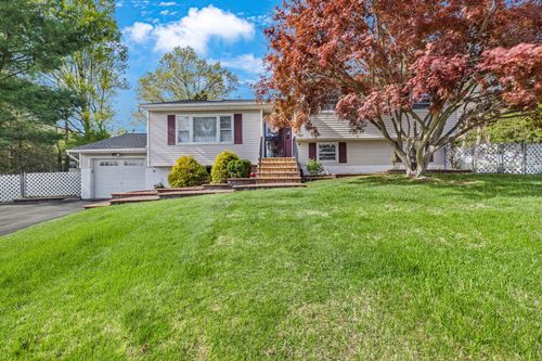 5 Smith Ct, Washingtonville, NY, 10992-1333 | Card Image