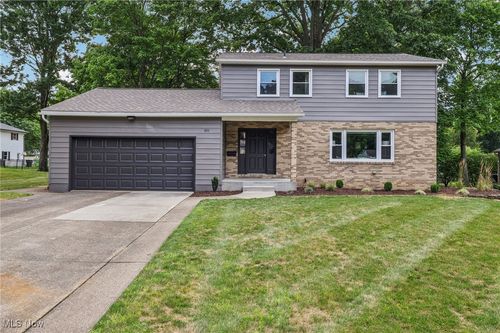 296 Windfall Ln, Wadsworth, OH, 44281-2358 | Card Image