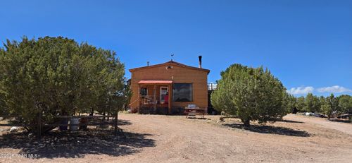 2795 W Poppy Rd, Ash Fork, AZ, 86320 | Card Image