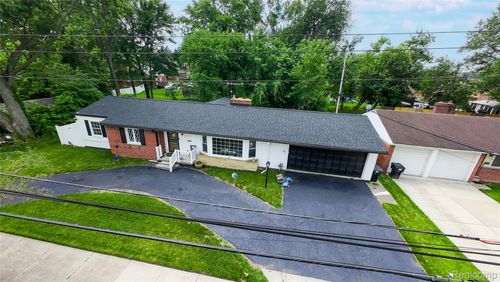 17525 Midland Street, Detroit, MI, 48227 | Card Image